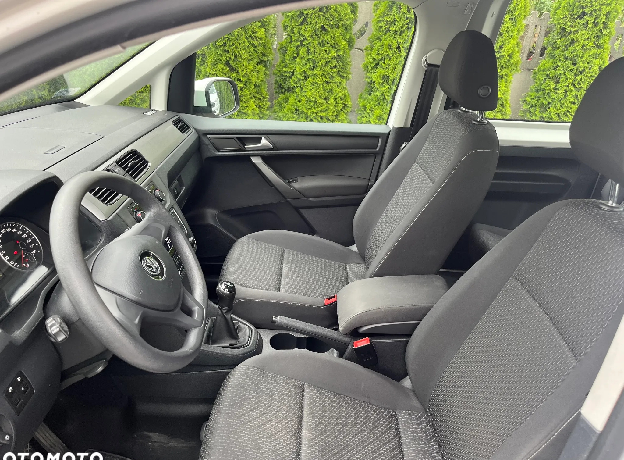 Volkswagen Caddy cena 59890 przebieg: 142000, rok produkcji 2019 z Choszczno małe 232